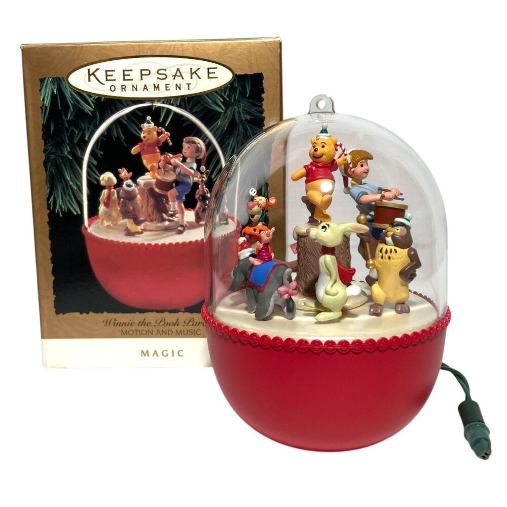 Hallmark Keepsake Ornament Magic Winnie the Pooh Parade Motion Music 1994 XMAS